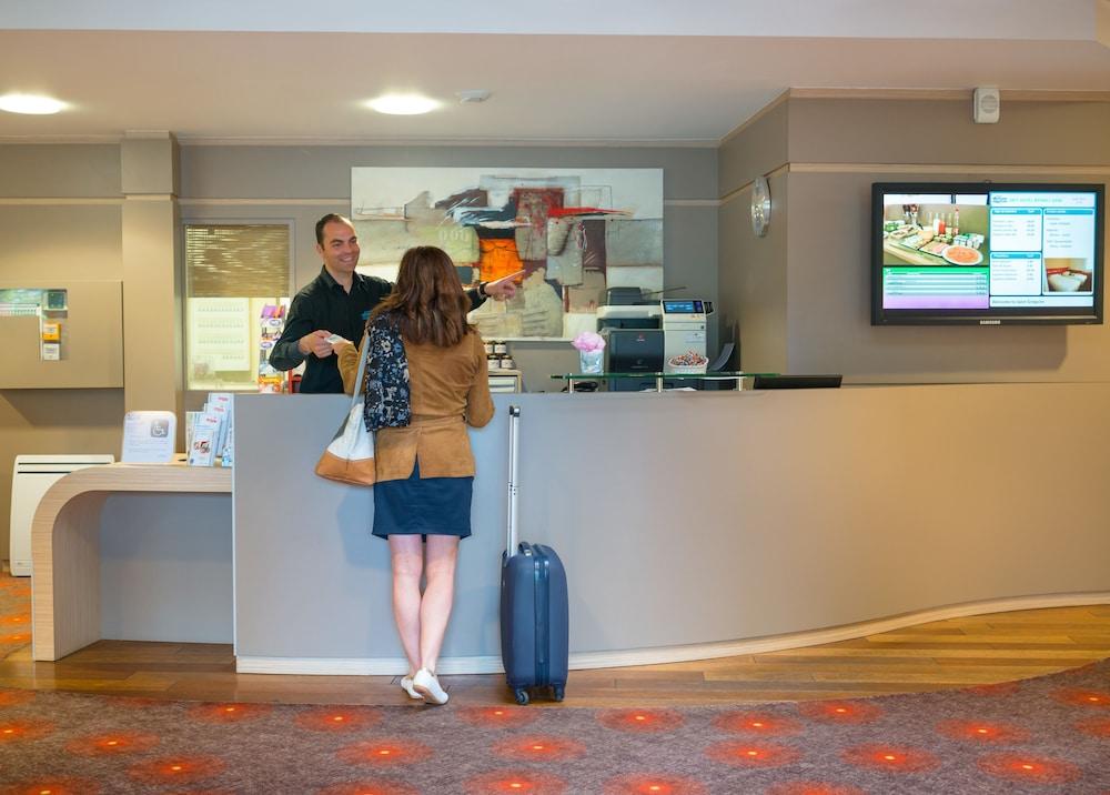 Brit Hotel Rennes St Gregoire - Le Villeneuve Saint-Gregoire  Bagian luar foto