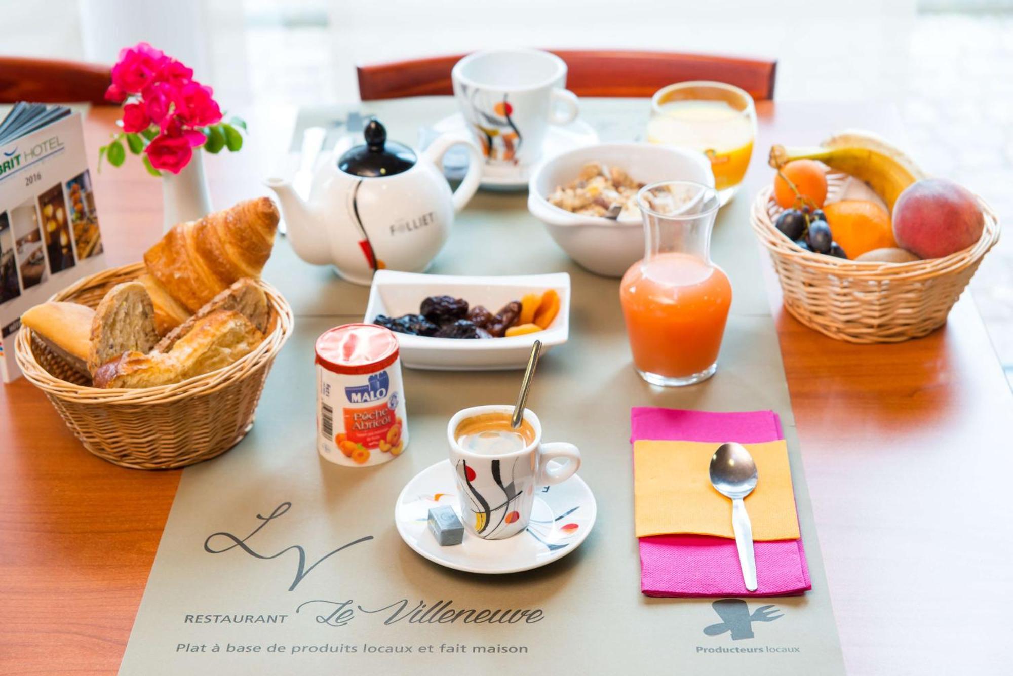 Brit Hotel Rennes St Gregoire - Le Villeneuve Saint-Gregoire  Bagian luar foto