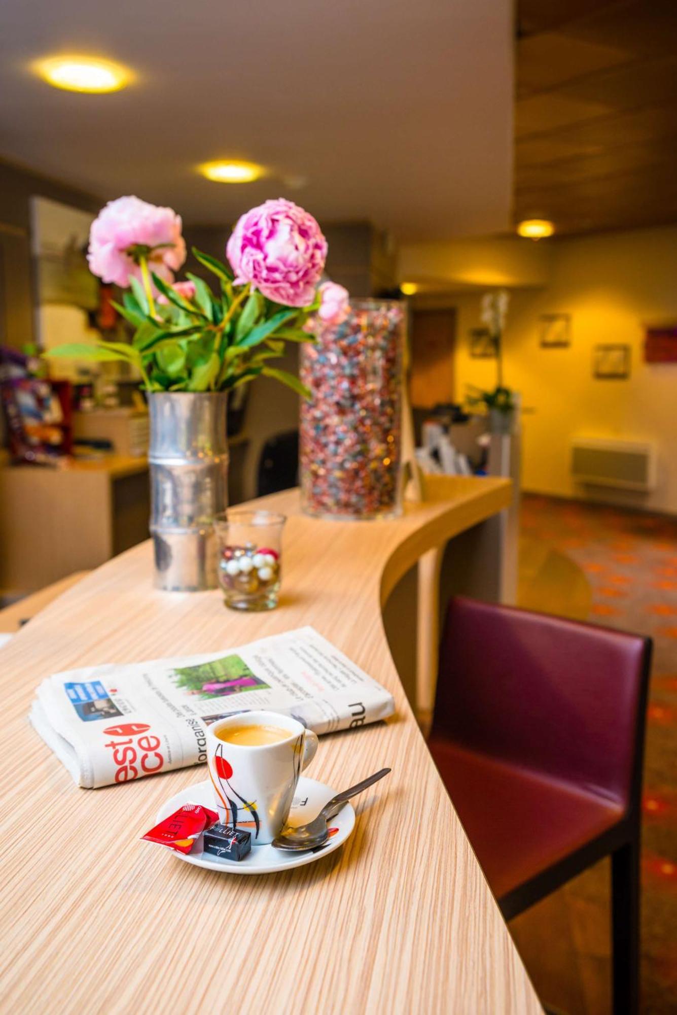 Brit Hotel Rennes St Gregoire - Le Villeneuve Saint-Gregoire  Bagian luar foto